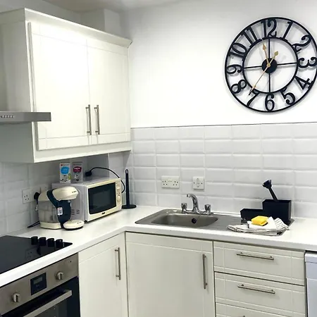 Διαμέρισμα Spacious Millpark *